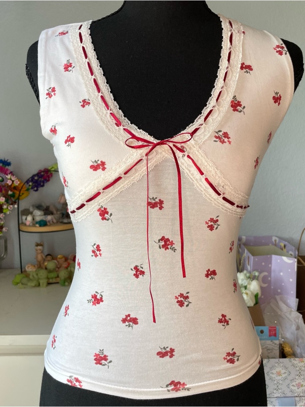 Cotton On White Red Floral Lace-Trim Tank Top with Red Ribbon Women's Size XXS